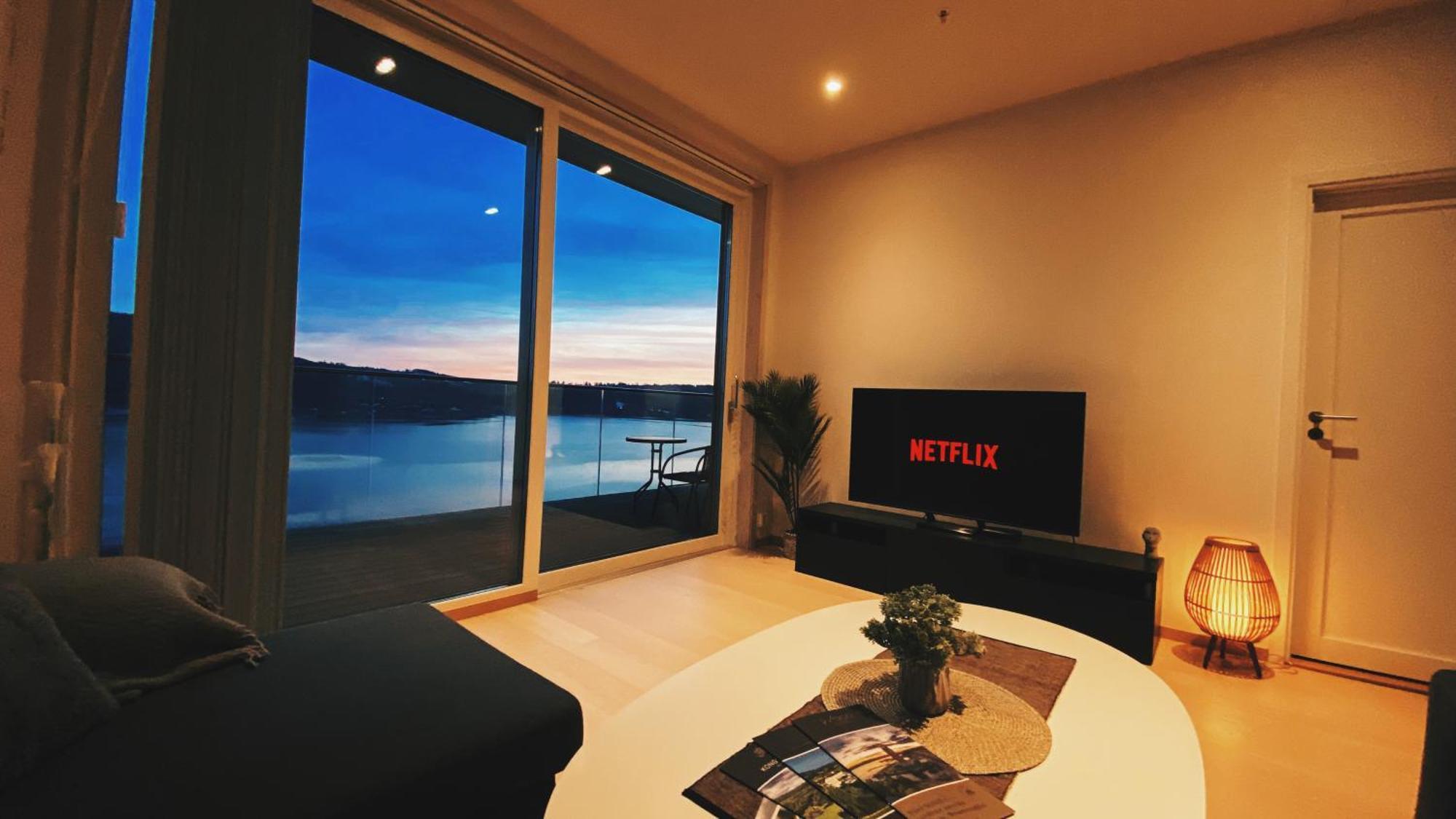 Mjos Tower Suite - Lovely Lake View Brumunddalen Exterior foto